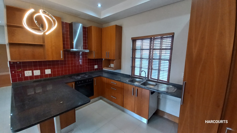To Let 1 Bedroom Property for Rent in Lansdowne Western Cape